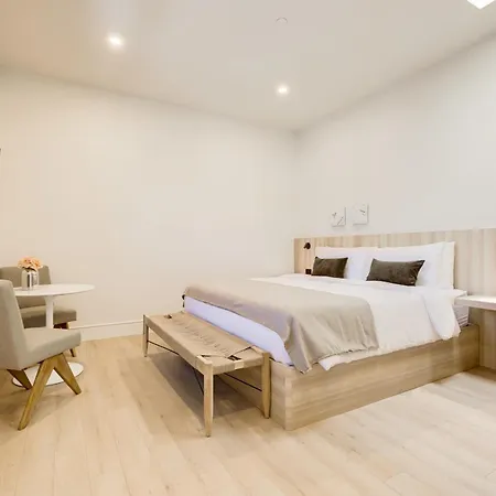 Casa De La Vina - Boutique Suites In Downtown Santa Barbara Exterior photo