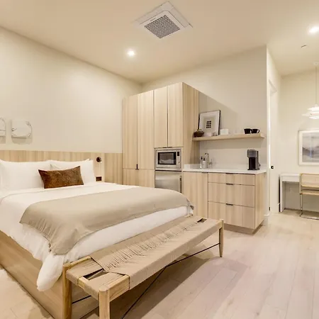 Casa De La Vina - Boutique Suites In Downtown Santa Barbara Exterior photo