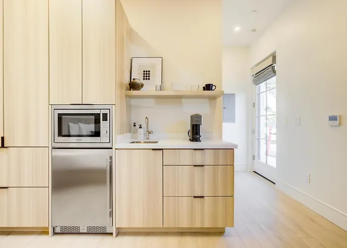 Casa De La Vina - Boutique Suites In Downtown Santa Barbara