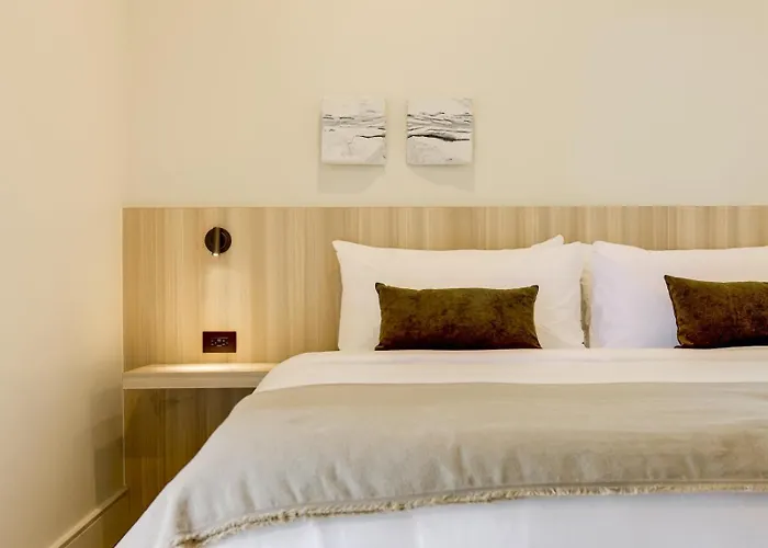 Casa De La Vina - Boutique Suites In Downtown Santa Barbara
